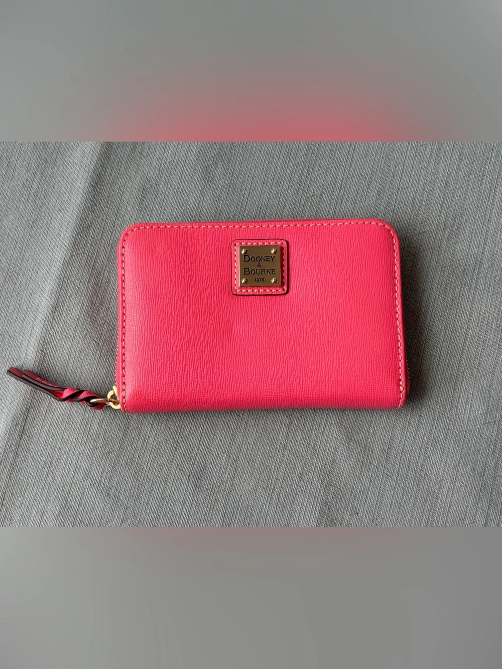 Dooney Bourke Bubblegum Bright Pink Zip Around Wallet Saffiano Leather
